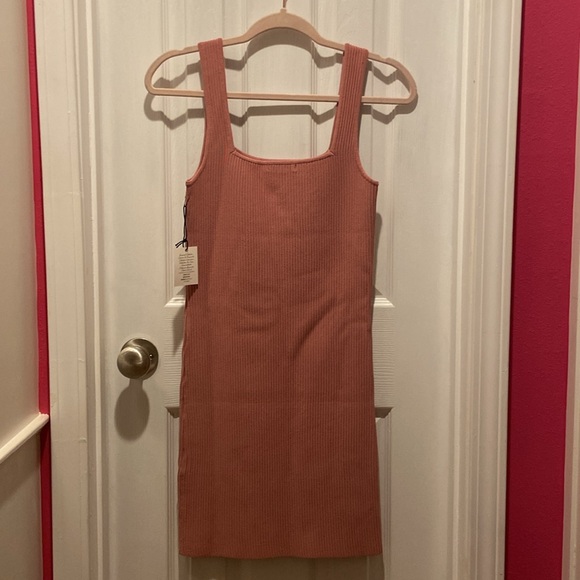 NWT Forever 21 Rose Ribbed Bodycon Thick Knit Dress - Picture 2 of 9